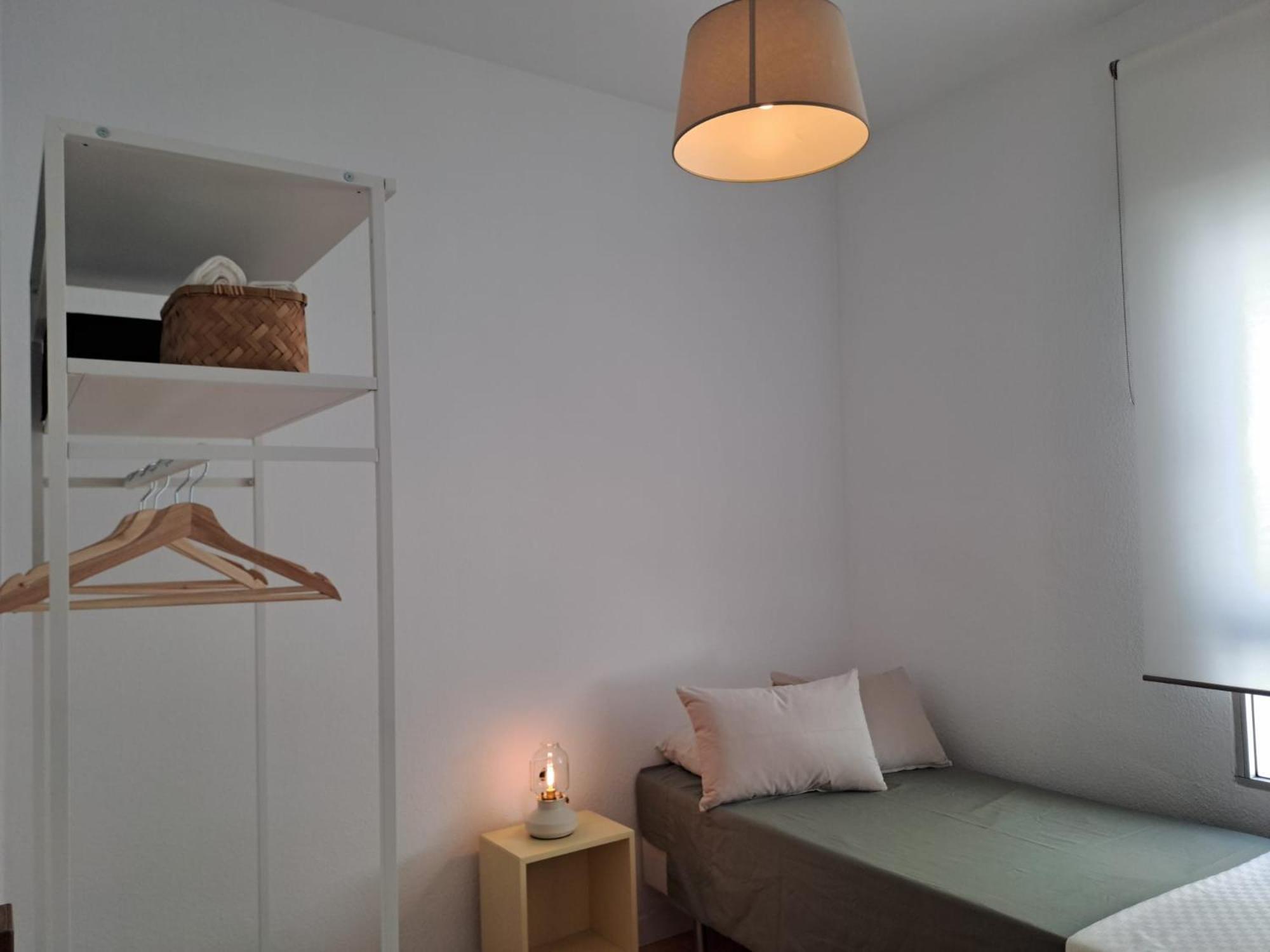 Apartamento Compartido Hab Privadas Playa De La Caleta Cadiz Exterior photo